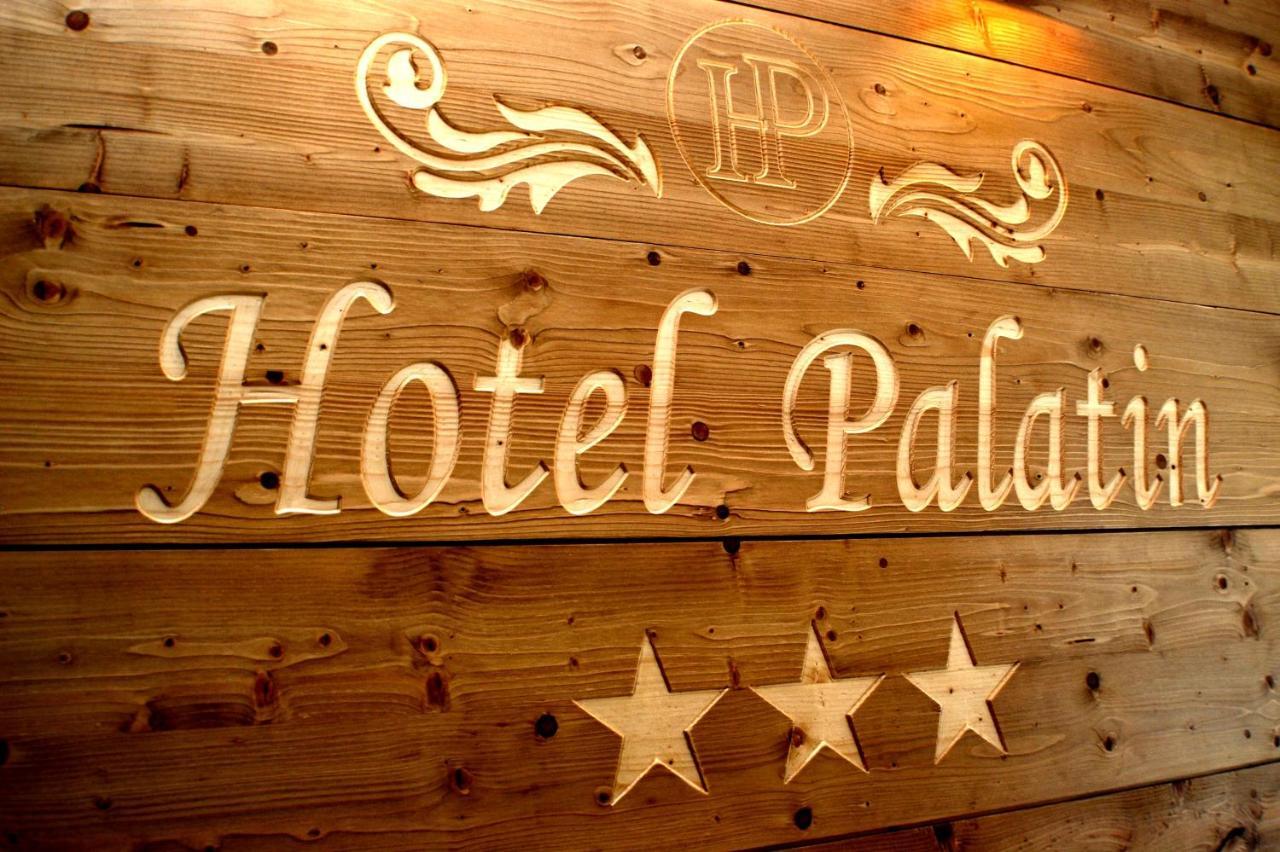 Hotel Palatin Árvaváralja Kültér fotó