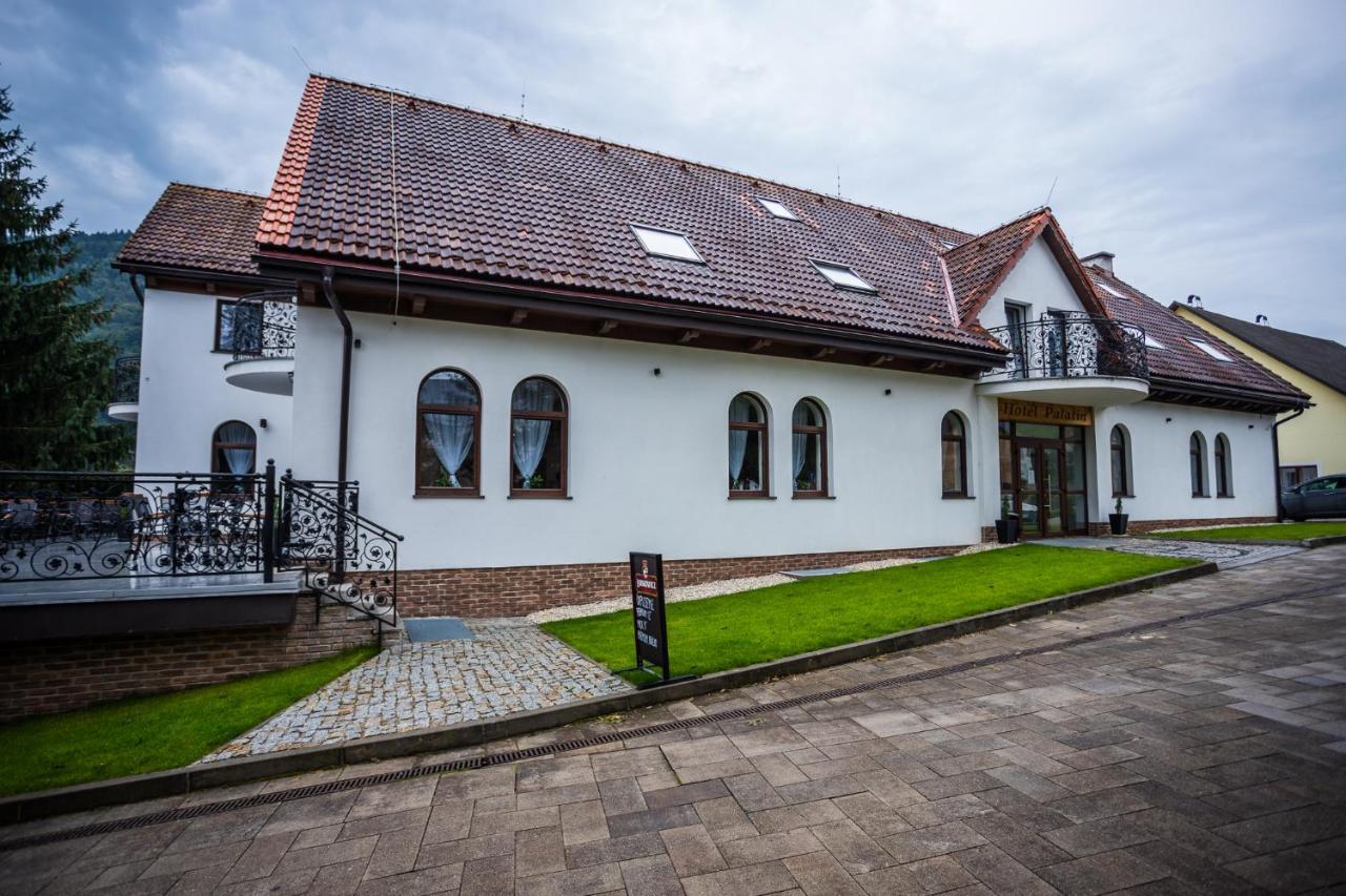 Hotel Palatin Árvaváralja Kültér fotó
